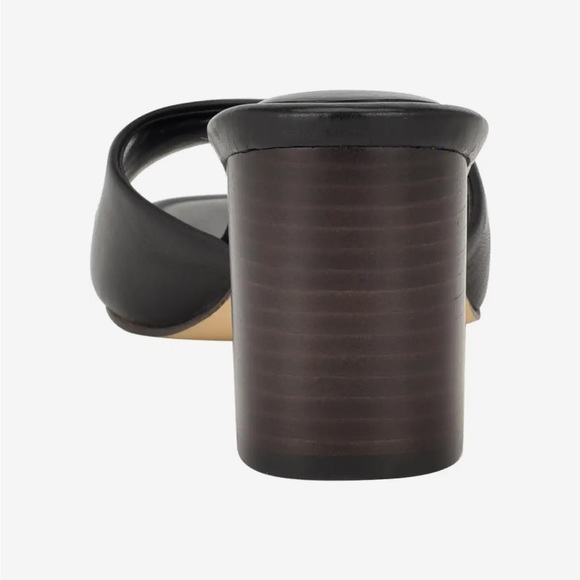 Calvin Klein Toven Heels - Picture 2 of 5